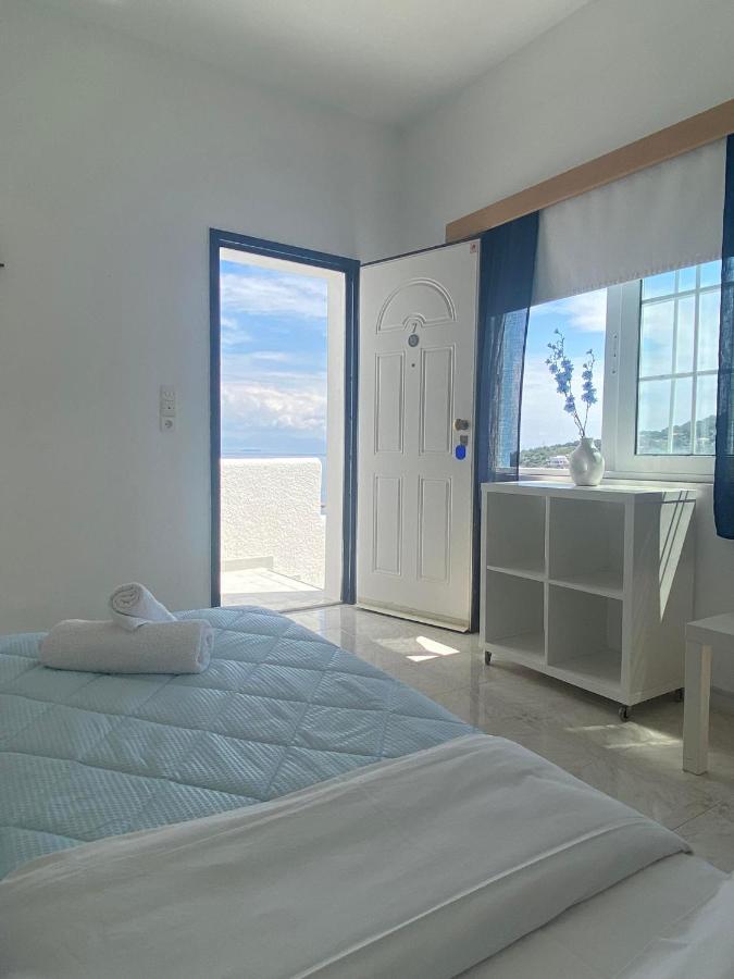 Blue Dolphin Studios And Apartment Vagia  Екстер'єр фото