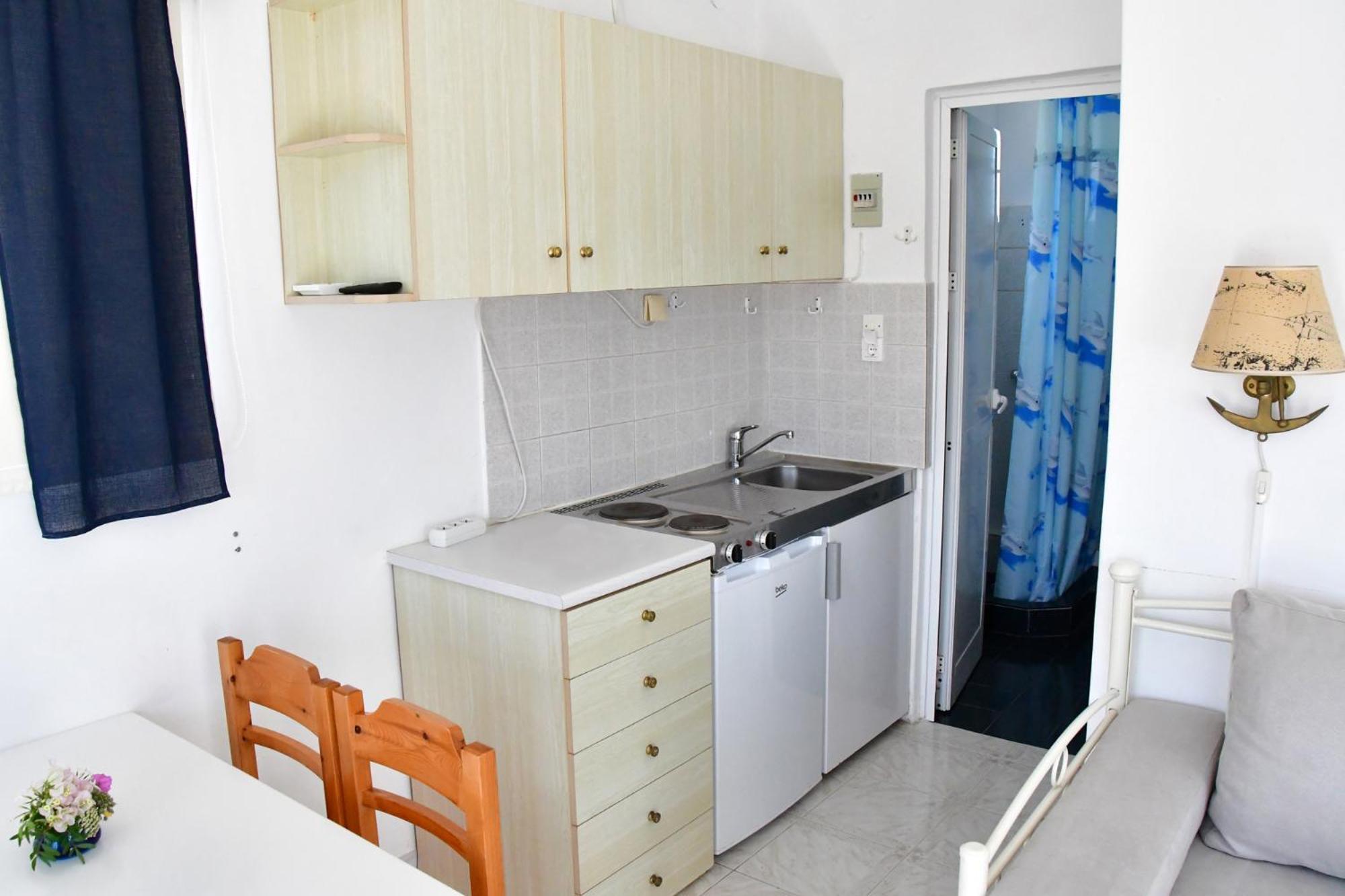 Blue Dolphin Studios And Apartment Vagia  Екстер'єр фото
